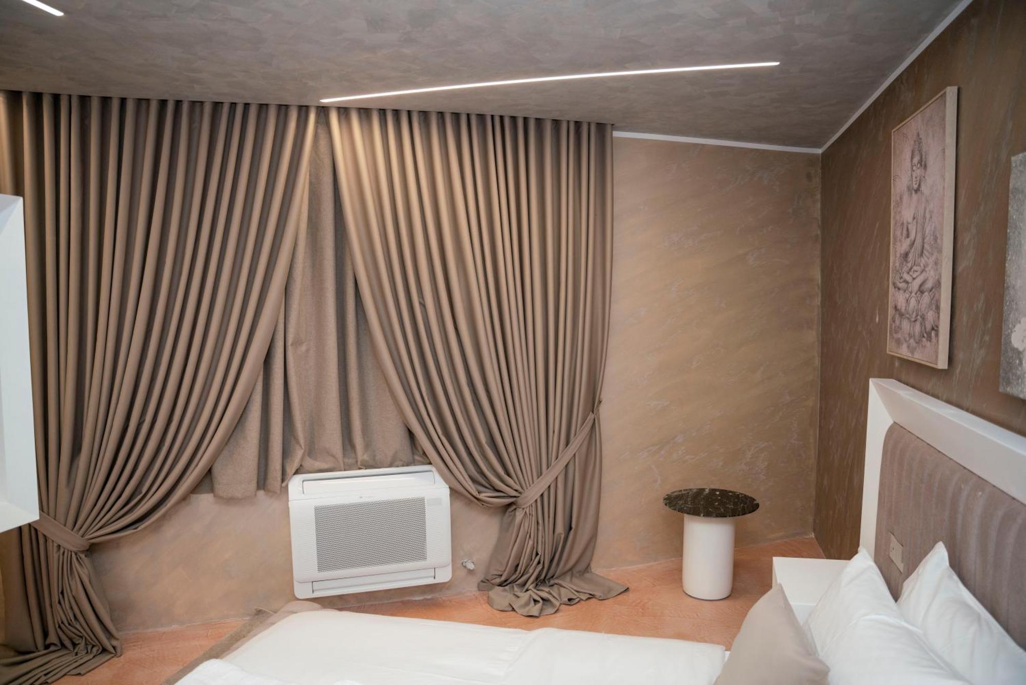 Hotel Pernoca ドゥラス エクステリア 写真