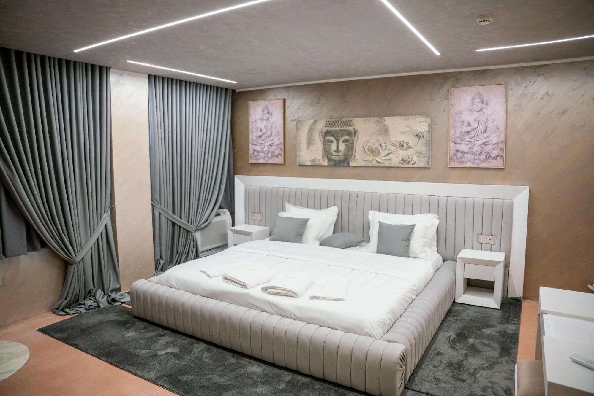 Hotel Pernoca ドゥラス エクステリア 写真