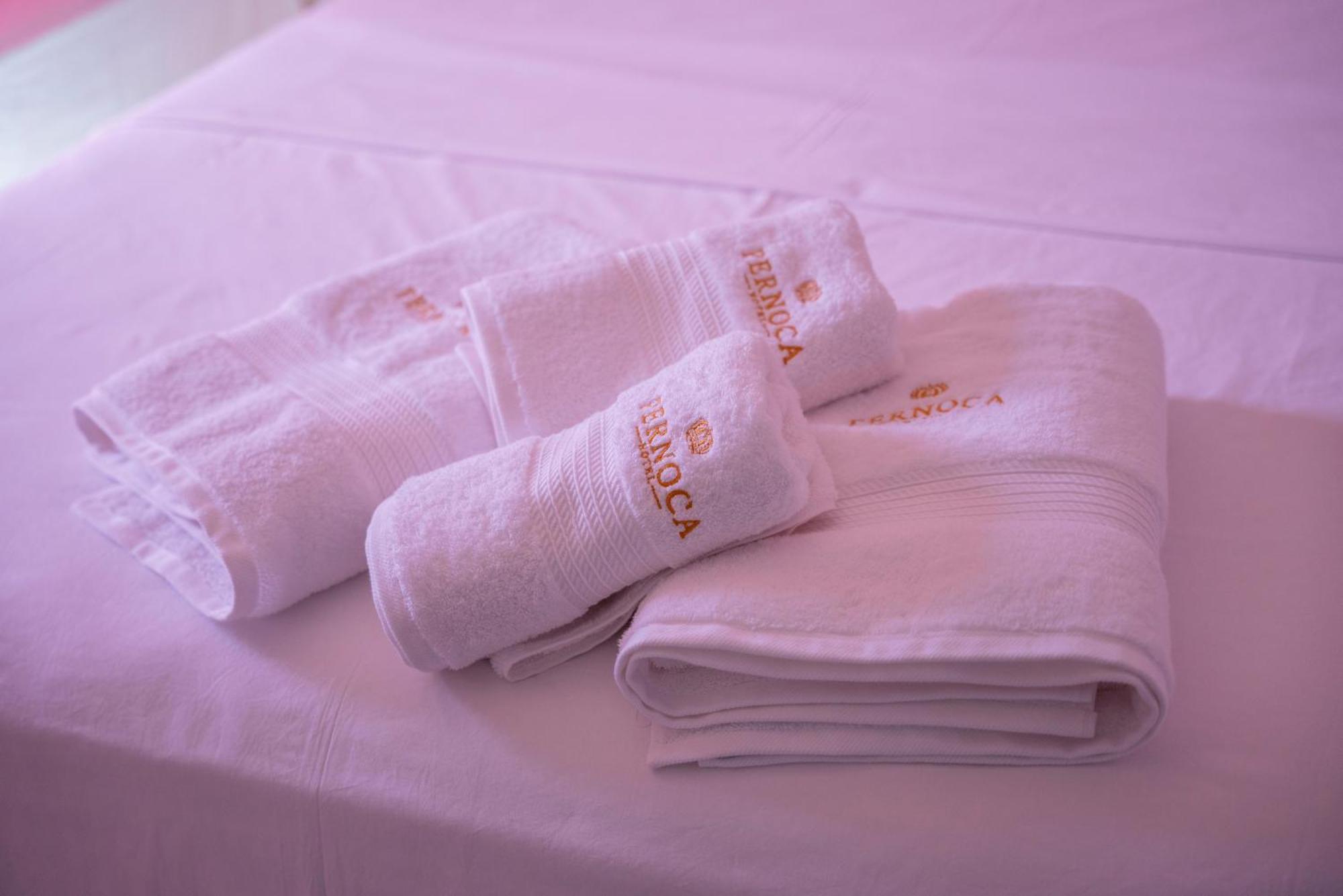 Hotel Pernoca ドゥラス エクステリア 写真